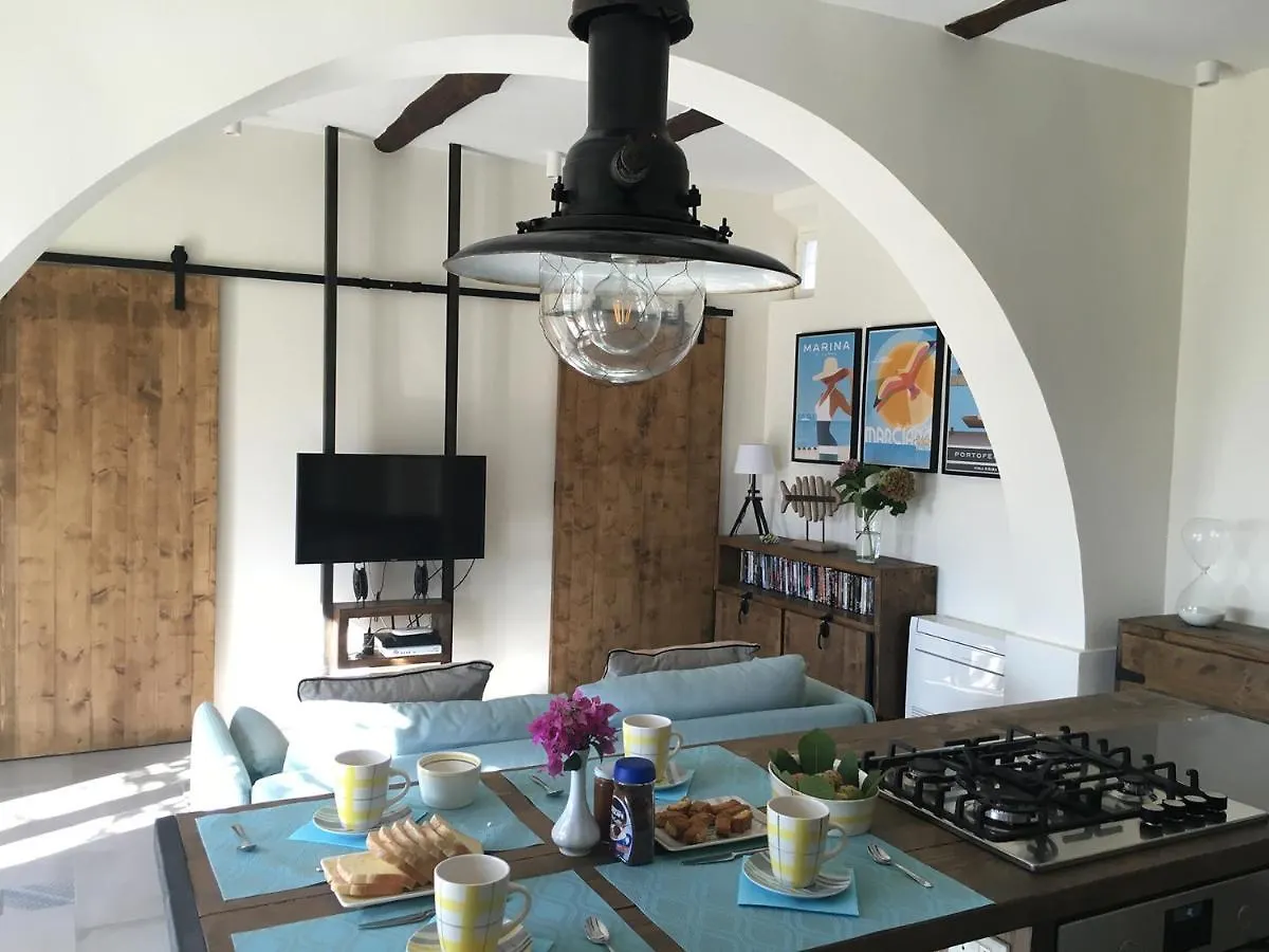 Zaira House Lägenhet Marciana  Italien